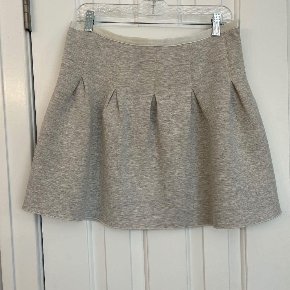 Unique Gap stretch tulip skirt, size large